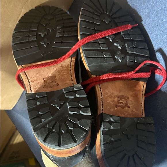 Trask Black Leather Boots with Red Laces - Picture 5 of 5